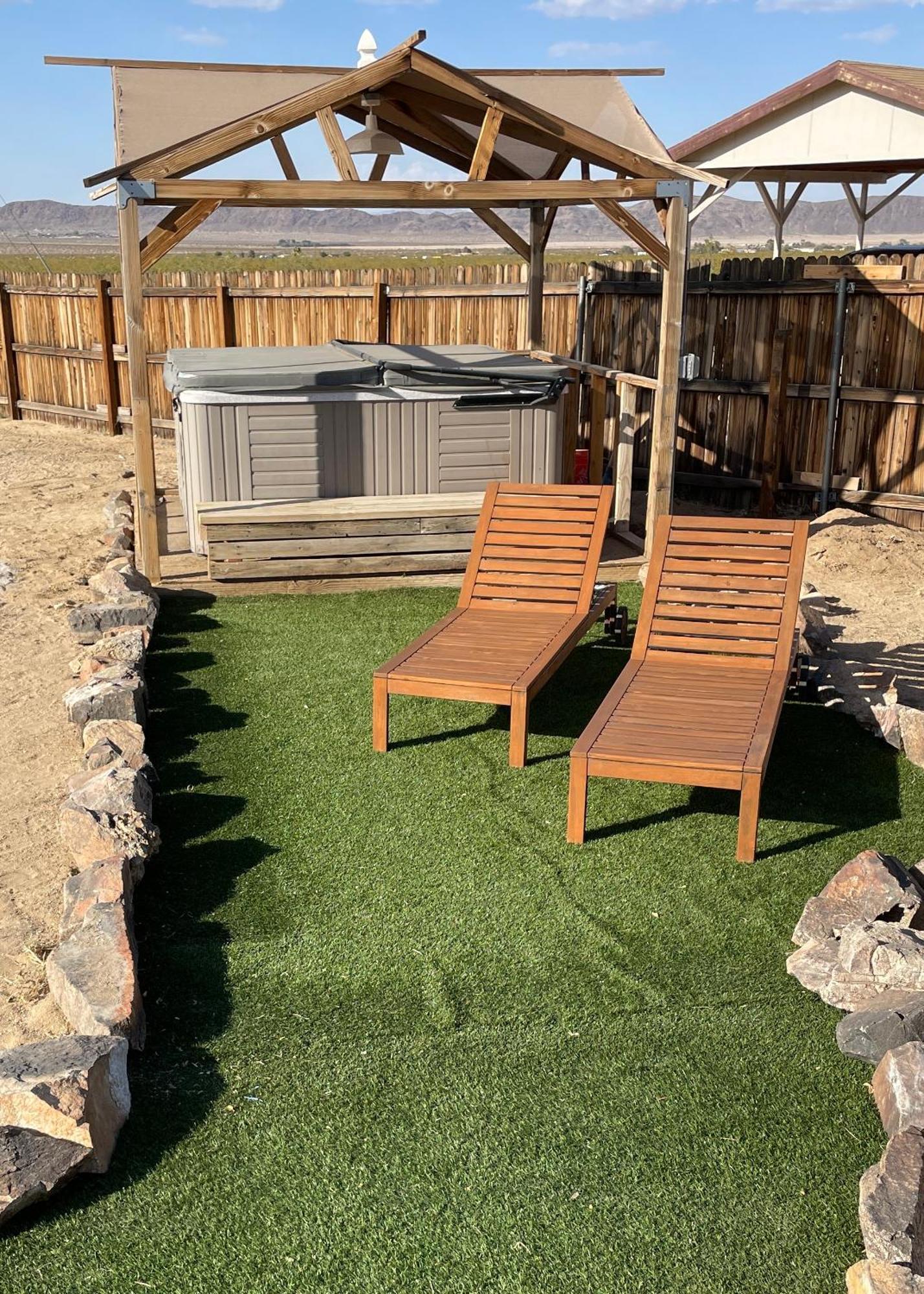 Twin Palms Desert Getaway - Jacuzzi, Fire Pit, Meditation Room & More โจชัวทรี ภายนอก รูปภาพ